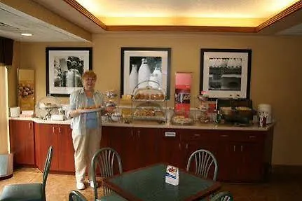Days By Wyndham - West Acres Hotel 2*