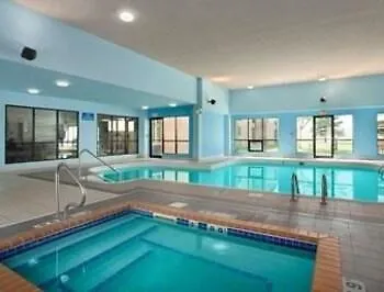 Days By Wyndham - West Acres 2*