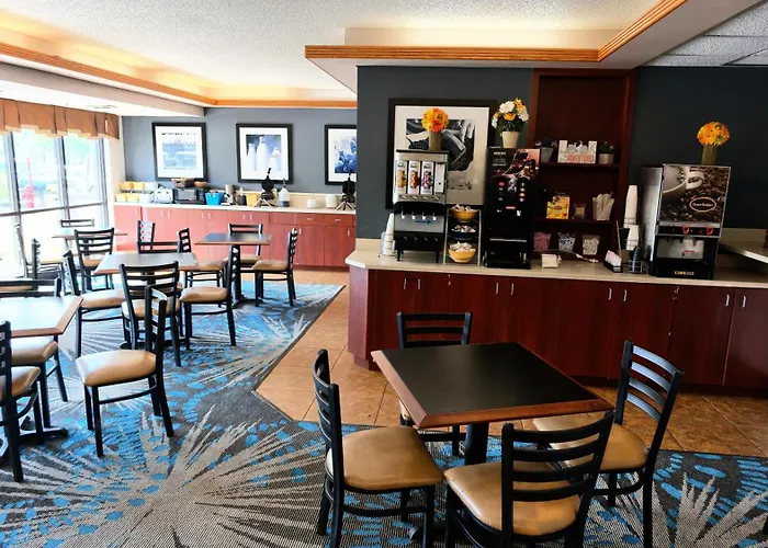 Days By Wyndham - West Acres Hotel Fargo
