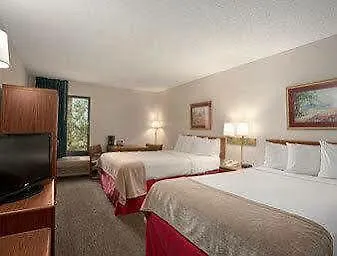 Hotel Days By Wyndham - West Acres Fargo